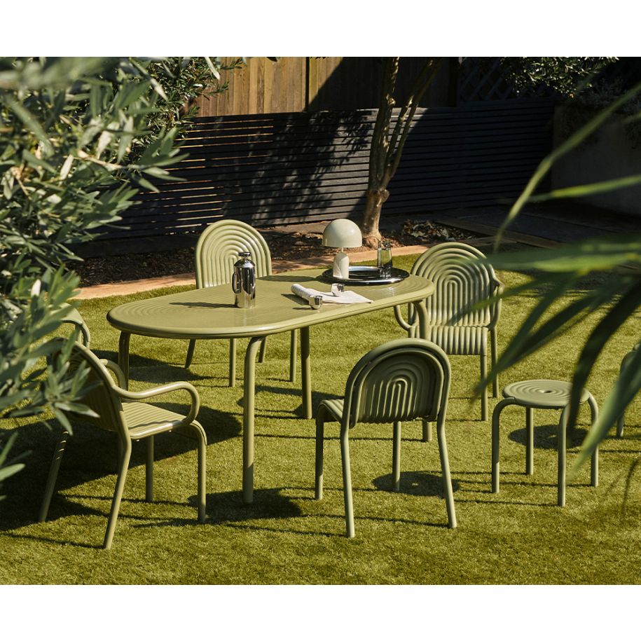 GROOVE OBROUND TABLE MOSS