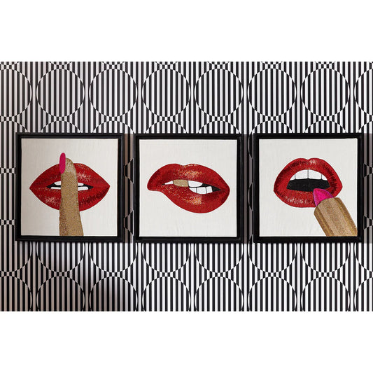 LIPSTICK BEADED WALL ART