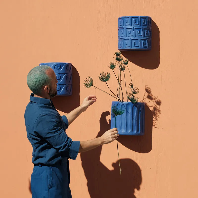Terracotta Wall Vase Onde Blue