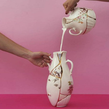 Kintsugi vase