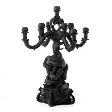 Giant Burlesque Skull Black