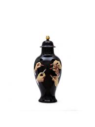 Vase Lipsticks