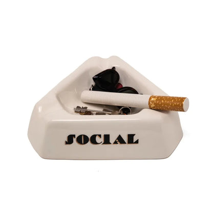 Social Smoker